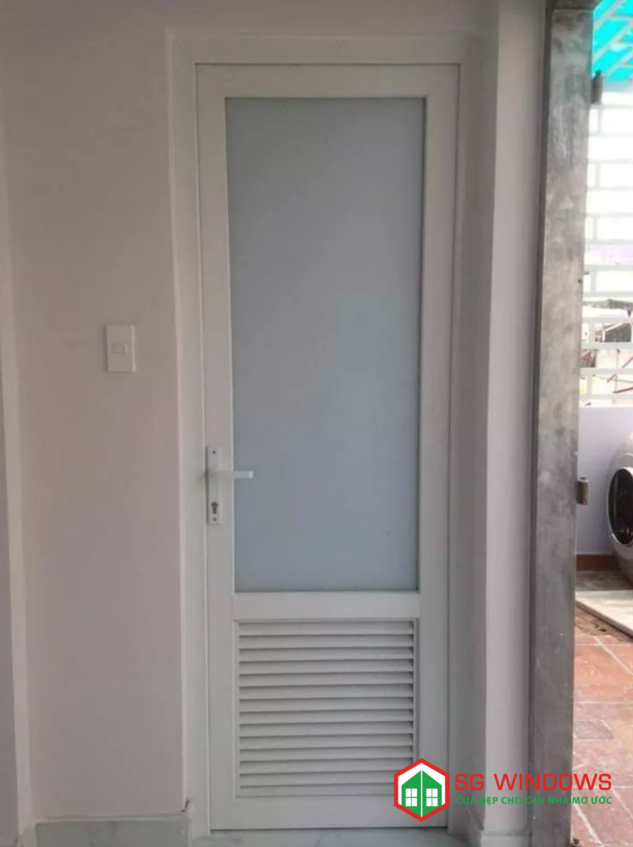 CỬA ĐI 1 CÁNH NHÀ VỆ SINH - CỬA WC XINGFA